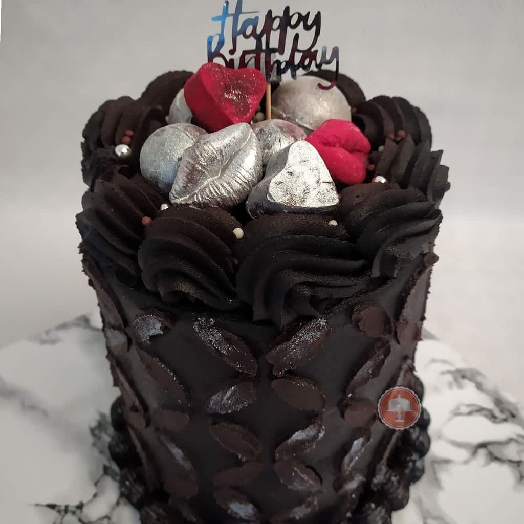 Dark Chocolate Anniversary Cake | Chocolate Drip Cake – Liliyum Patisserie  & Cafe