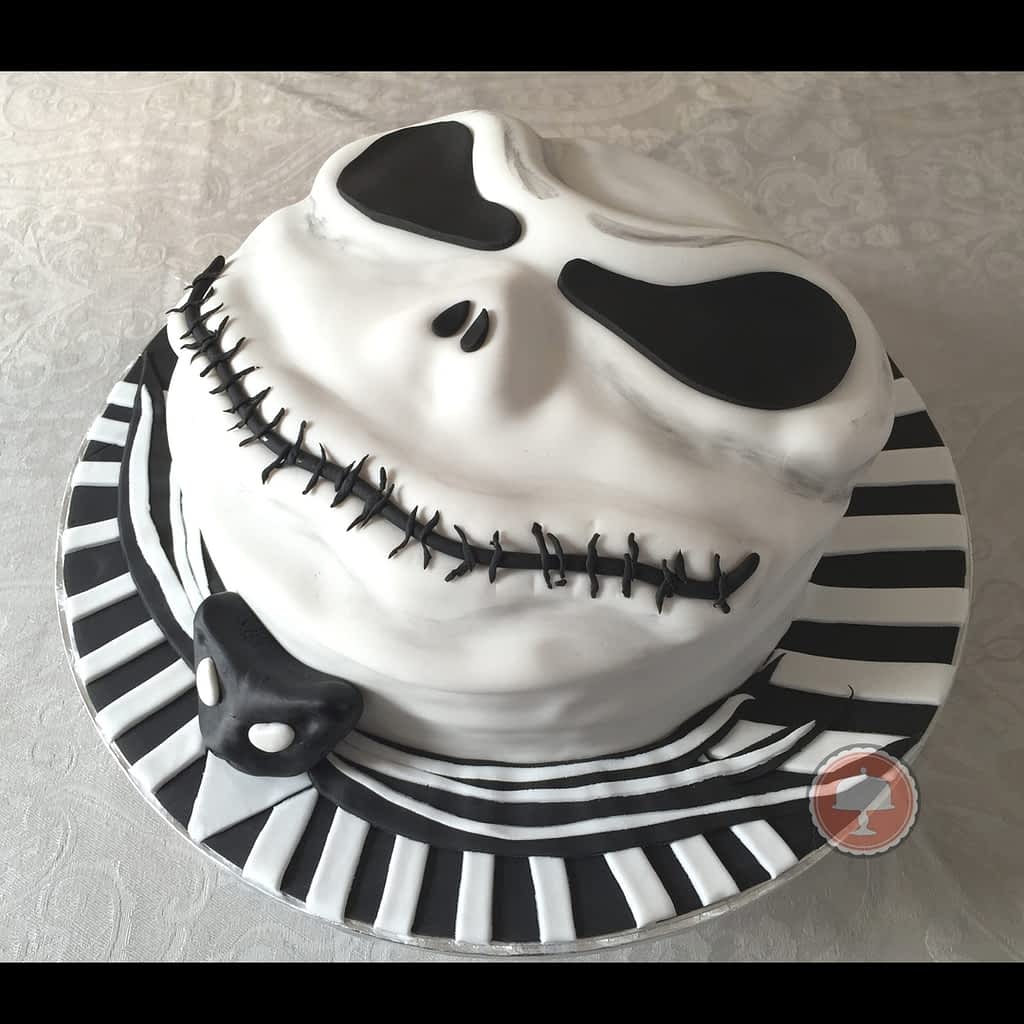 Jack Skellington Cake - Mischievous Nightmare Before Christmas Cake - CakeLovesMe - Halloween Cakes - halloween cupcake - Halloween Cakes