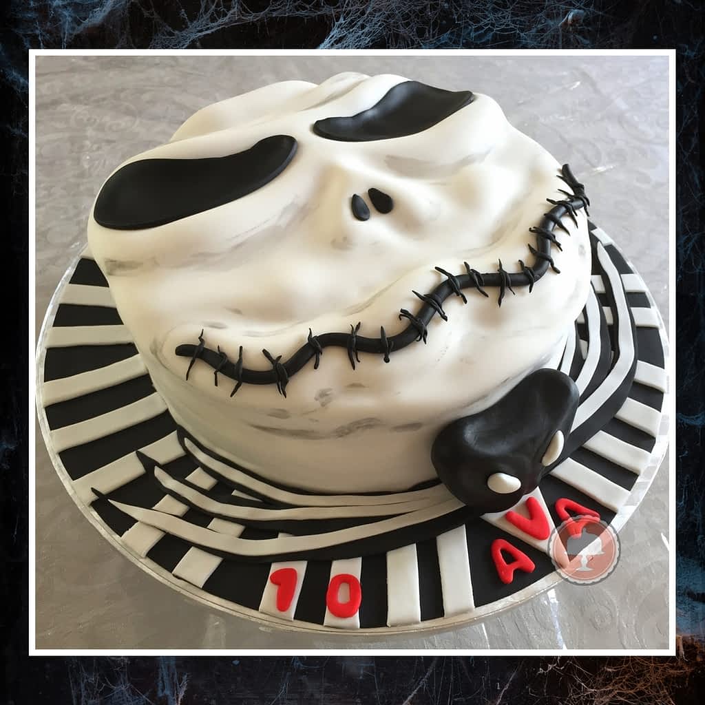 Jack Skellington Cake - Mischievous Nightmare Before Christmas Cake - CakeLovesMe - Halloween Cakes - halloween cupcake - Halloween Cakes