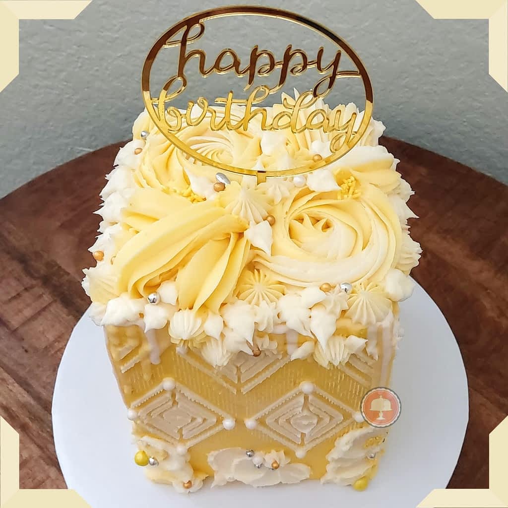 Exquisite Buttercream Stencil Cake Design - CakeLovesMe - Birthday Cakes - succulents cake ideas - Birthday Cakes