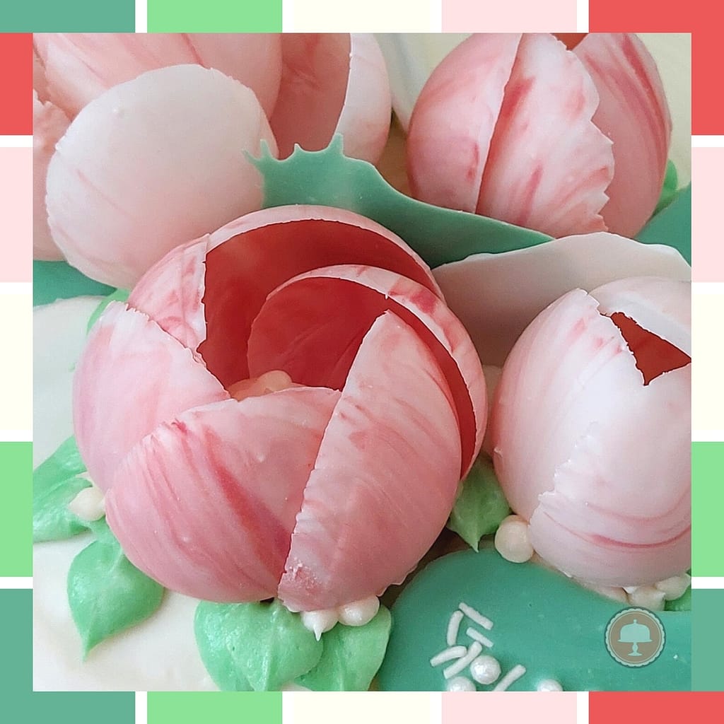 Vibrant Spring Cake Ideas - Chocolate Tulip Cakes 7 Vibrant Spring Cake Ideas - Chocolate Tulip Cakes - CakeLovesMe - New Cake Designs!, Cake Trends, Special Occasion Cakes - spring cake ideas -