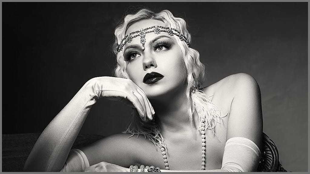 Great Gatsby Cake from Roaring 20's: How To Guide 5 Great Gatsby Cake from Roaring 20's: How To Guide - CakeLovesMe - New Cake Designs!, Birthday Cakes, Cake Trends, Fondant Cakes - great gatsby cake -