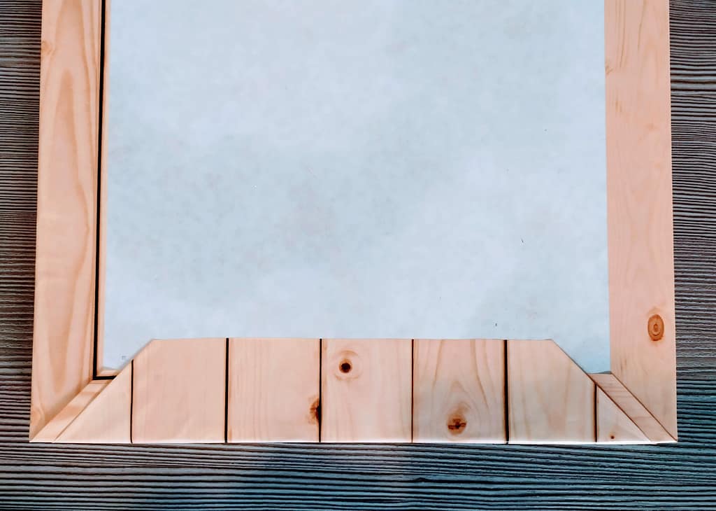 DIY Cake Board - How-To Cover Cake Boards Easily 31 DIY Cake Board - How-To Cover Cake Boards Easily - CakeLovesMe - Cake Baking Tips and Tricks - diy cake board -