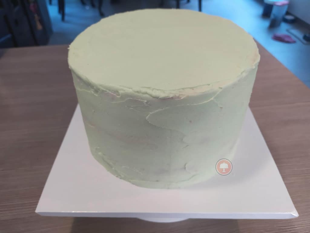 How to make a Watermelon Cake - So adorable! 4 How to make a Watermelon Cake - So adorable! - CakeLovesMe - Birthday Cakes, Fondant Cakes, Recipes - watermelon cake -