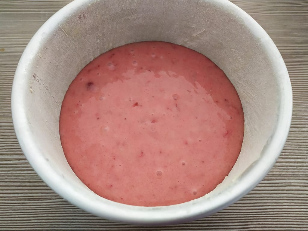 Charming Snoopy Valentine's Cake: How To 8 Charming Snoopy Valentine's Cake: How To - CakeLovesMe - New Cake Designs!, Character Cakes, Special Occasion Cakes - snoopy valentine -