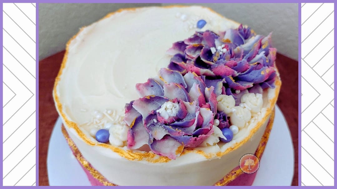 Exquisite Blueberry Fault Line Cake Design 6 fault line cake design with gold luster dust and piped buttercream florals