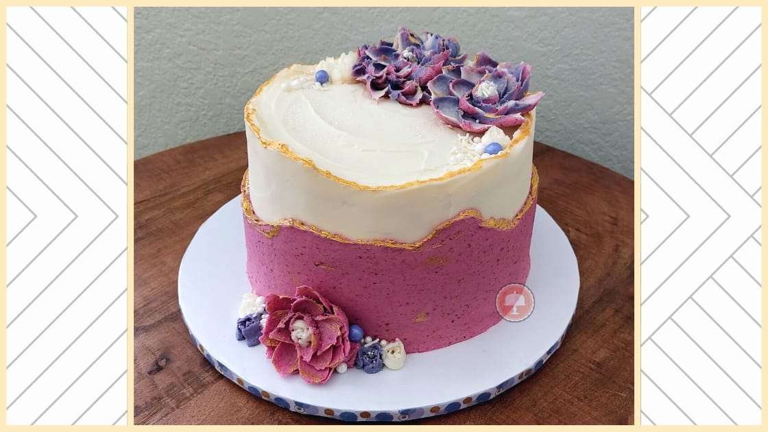 Exquisite Blueberry Fault Line Cake Design 3 fault line cake design with gold luster dust