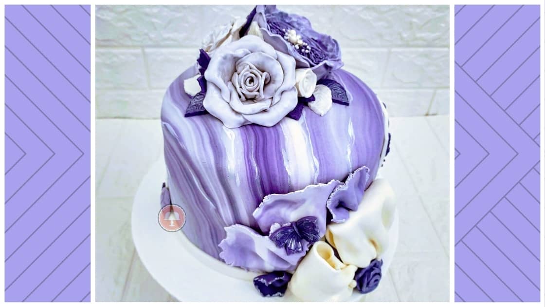 Elegant Birthday Cake for Women