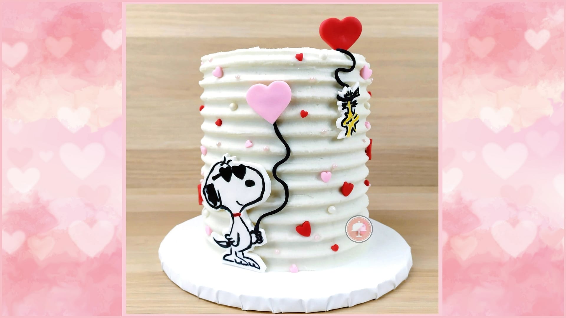 snoopy valentines cake with hearts and woodstock