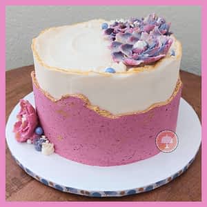 Exquisite Blueberry Fault Line Cake Design - CakeLovesMe - Cake Baking Tips and Tricks, Cake Trends, Special Occasion Cakes - mini cake ideas -