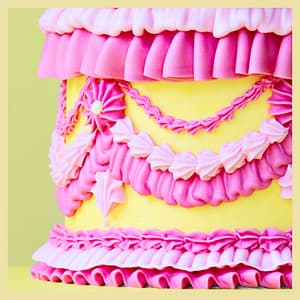 11 Top Cake Trends of 2024 - Popular Designs 10 lambeth cake design