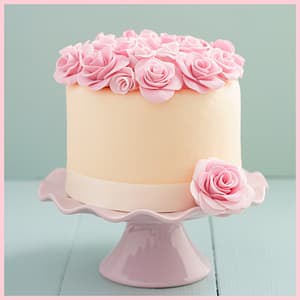 Whip Up Romance: Cake for Valentine's - 20 Easy Decorating Ideas - CakeLovesMe - Recipes, New Cake Designs! - new york style cheesecake recipe -