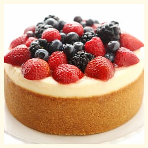 Classic New York Style Cheesecake Recipe - CakeLovesMe - Cake Baking Tips and Tricks - diy cake board -