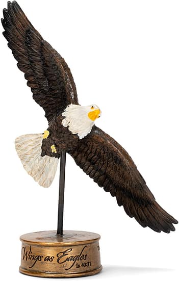 Eagle-Cake-Topper a statue of a bald eagle