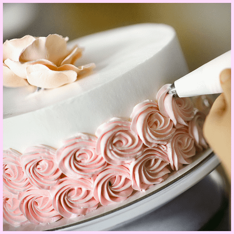Cake Piping - Insta 2 20 Easy Cake Piping Techniques - CakeLovesMe - Piping for Cakes, Cake Trends, New Cake Designs! - cake piping -