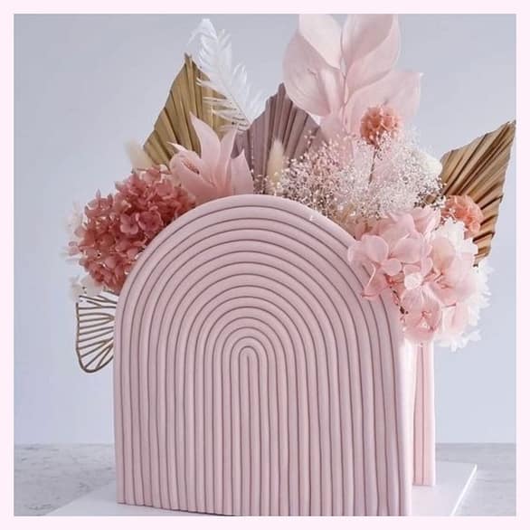 Top-Cake-Trends-of-2024-Instagram-12 11 Top Cake Trends of 2024 - Popular Designs - CakeLovesMe - Cake Trends, Special Occasion Cakes - top cake trends of 2024 -