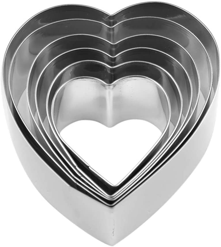 Charming Snoopy Valentine's Cake: How To 23 Charming Snoopy Valentine's Cake: How To - CakeLovesMe - New Cake Designs!, Character Cakes, Special Occasion Cakes - snoopy valentine -