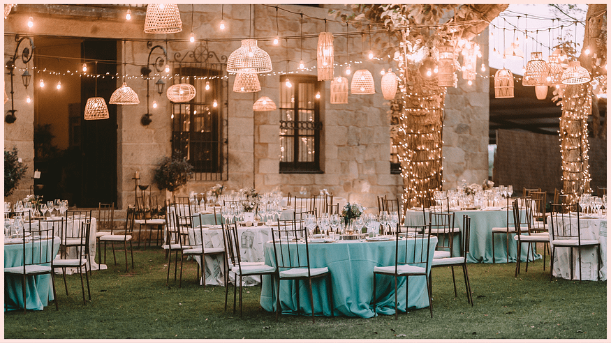 Ordering a custom cake - Featured Image 8 10 Things to know before ordering a custom cake - CakeLovesMe - New Cake Designs!, Cake Baking Tips and Tricks, Special Occasion Cakes - 10 things to know before ordering a custom cake -