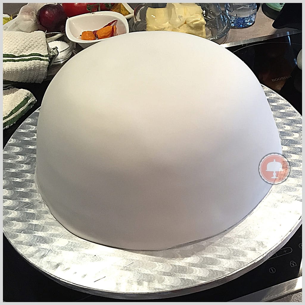 Top 15 Cake Decorating Tools - Must Have Essentials - CakeLovesMe - New!, Cake Baking Tips and Tricks - cake decorating tools - cake decorating tools | must have essentials