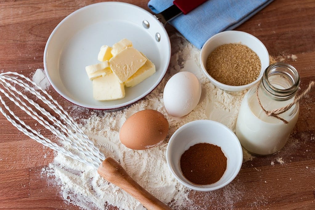 6 Best Cake Baking Preparations for your Cake Design - CakeLovesMe - Cake Baking Tips and Tricks - cake baking preparations -