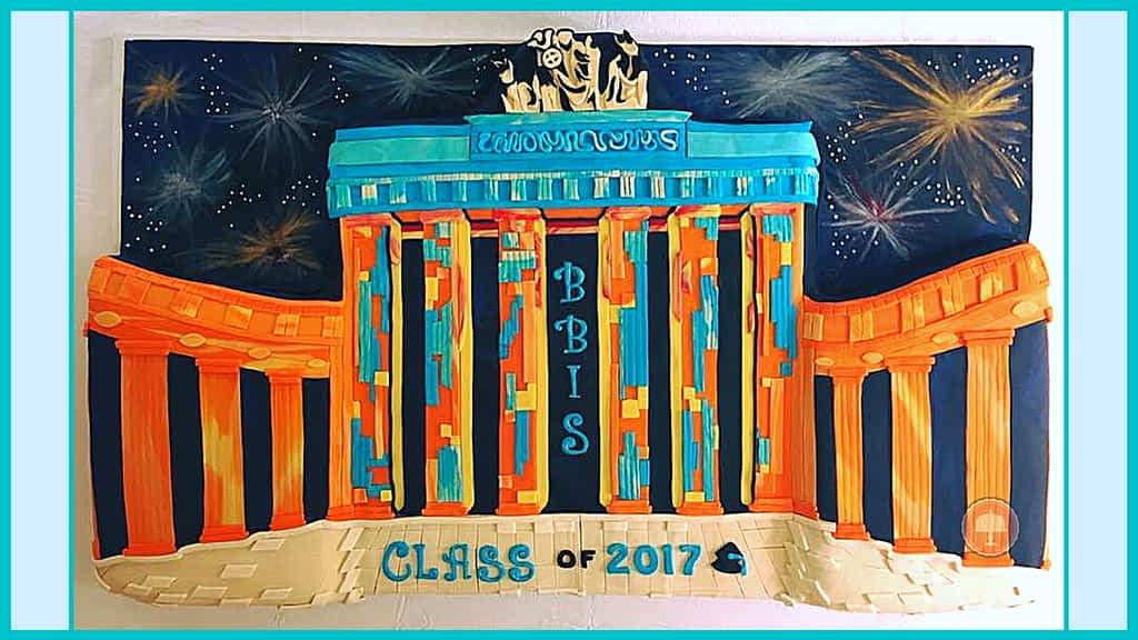 historic graduation cake 2017 Brandenburg Gate fondant cake fondant lettering